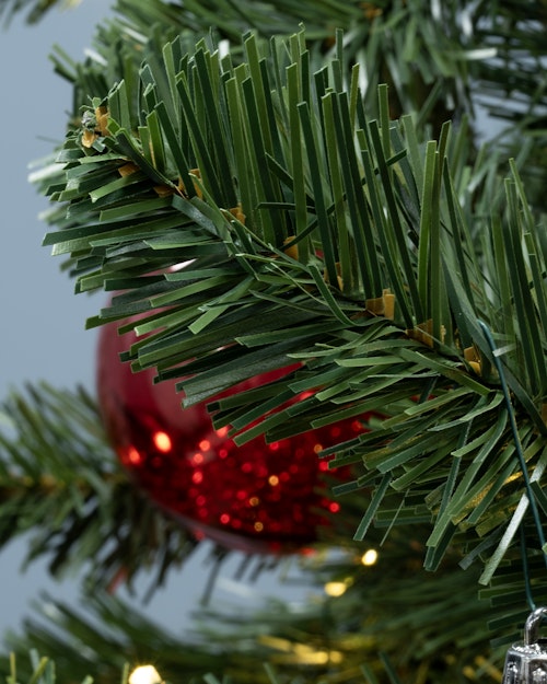 6ft Pre-lit Arbor Vitae Fir Tree