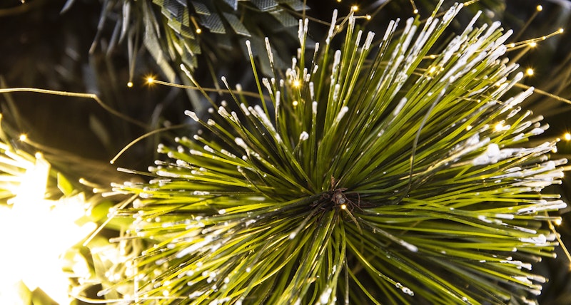 The 6ft Frosted LED Pine Fibre Optic Tree